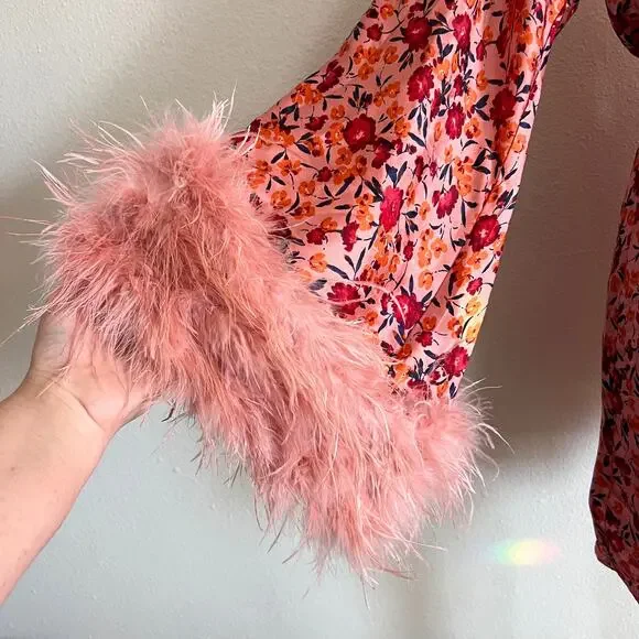 Buddy Love Anisa Feather Cuff Mini Dress Dragonfruit Pink Floral Size Small - Picture 4 of 11
